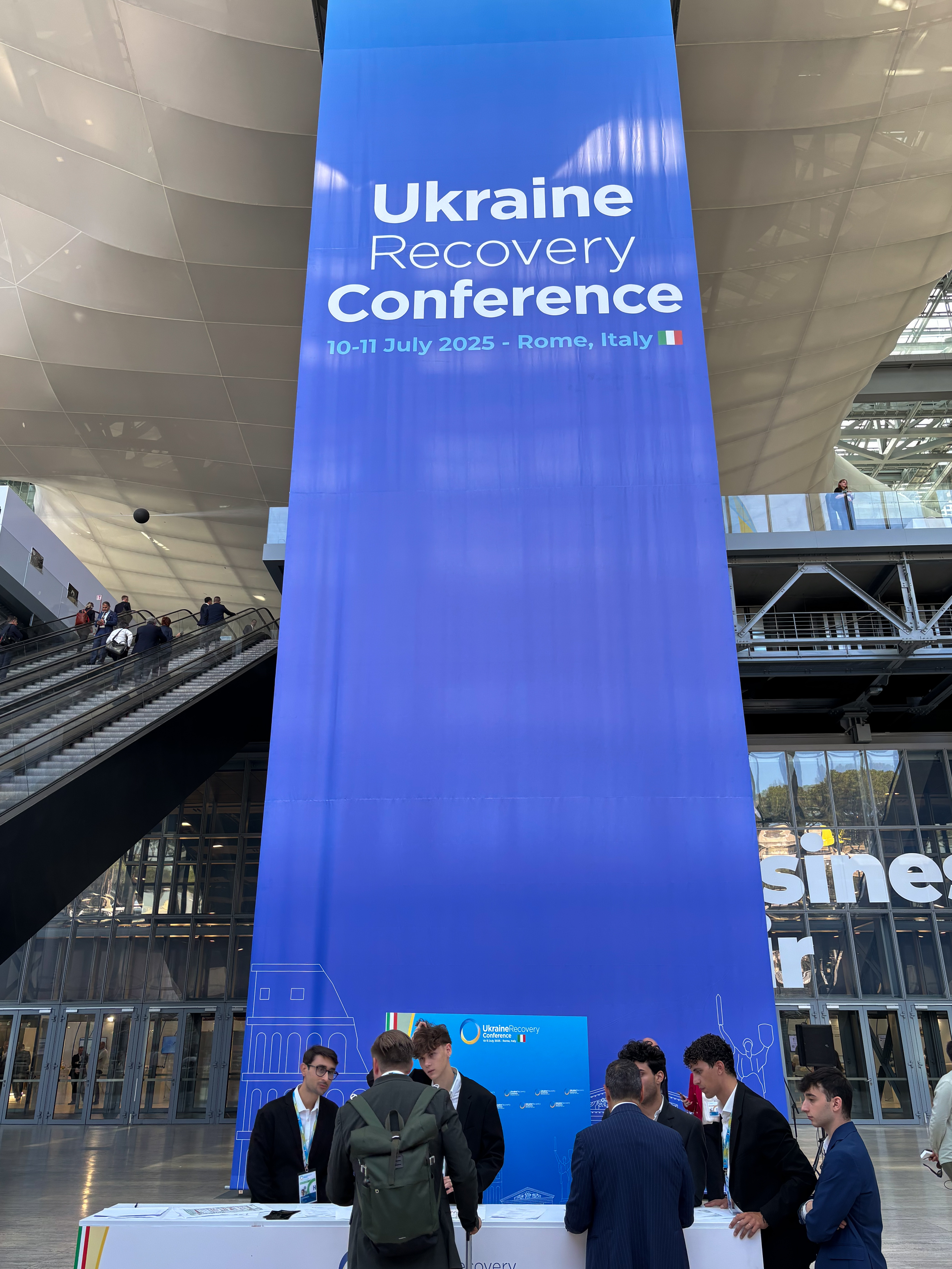 Досвід реформи шкільного харчування на Ukraine Recovery Conference 2025
