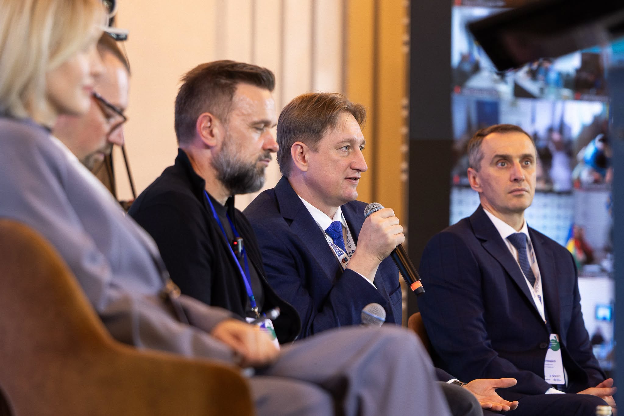 Сьогодні в Черкасах говорили з представниками громад – учасниками діалогу з питань практичної реалізації реформи шкільного харчування